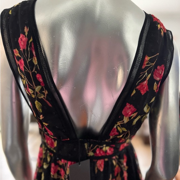 NBD Mini Floral Print Dress - Picture 4 of 10